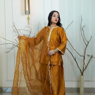 Gold Farshi Afsana