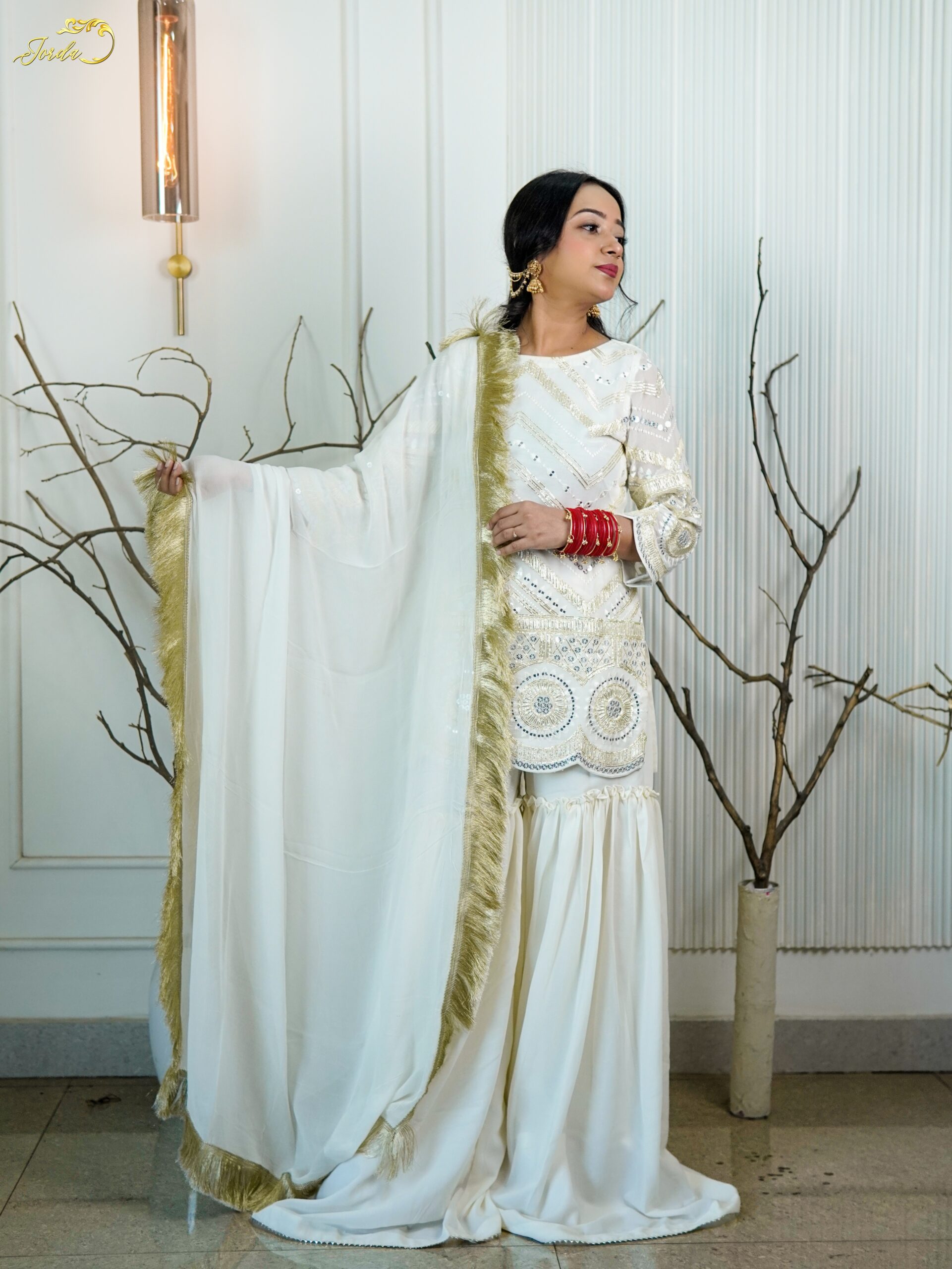 Zarqash White Gharara